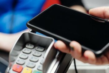 Top Retail Tech Startups To Watch In 2022